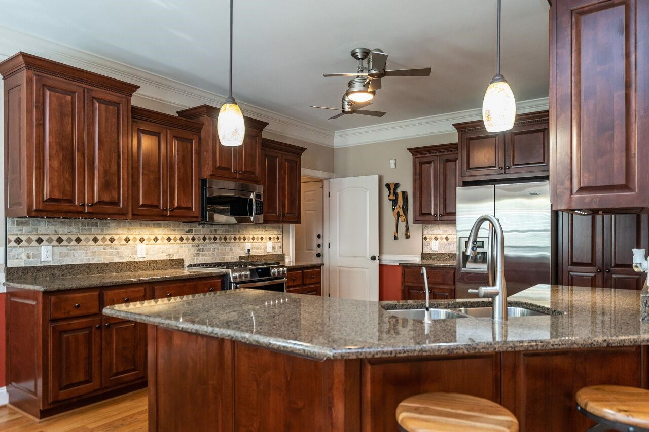 142 Scarlet Oak Run