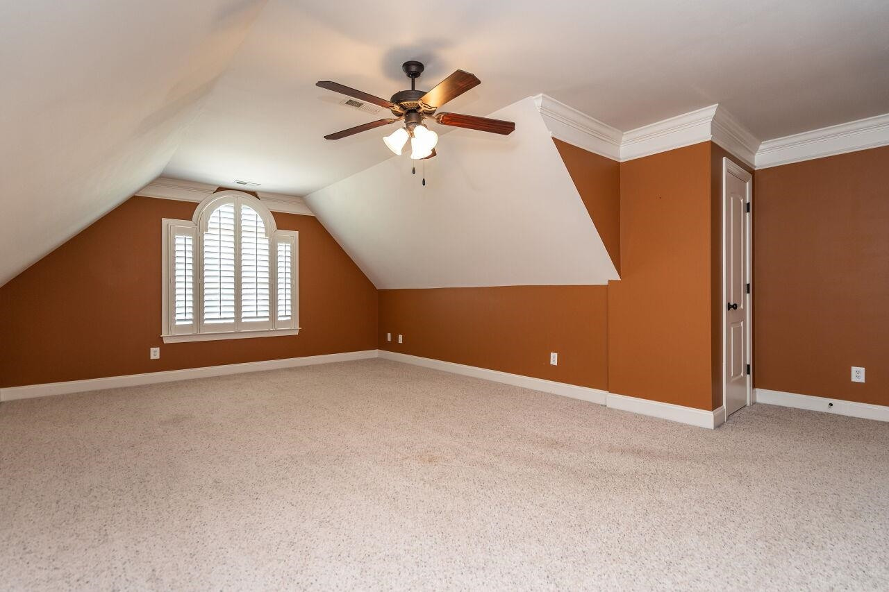 142 Scarlet Oak Run