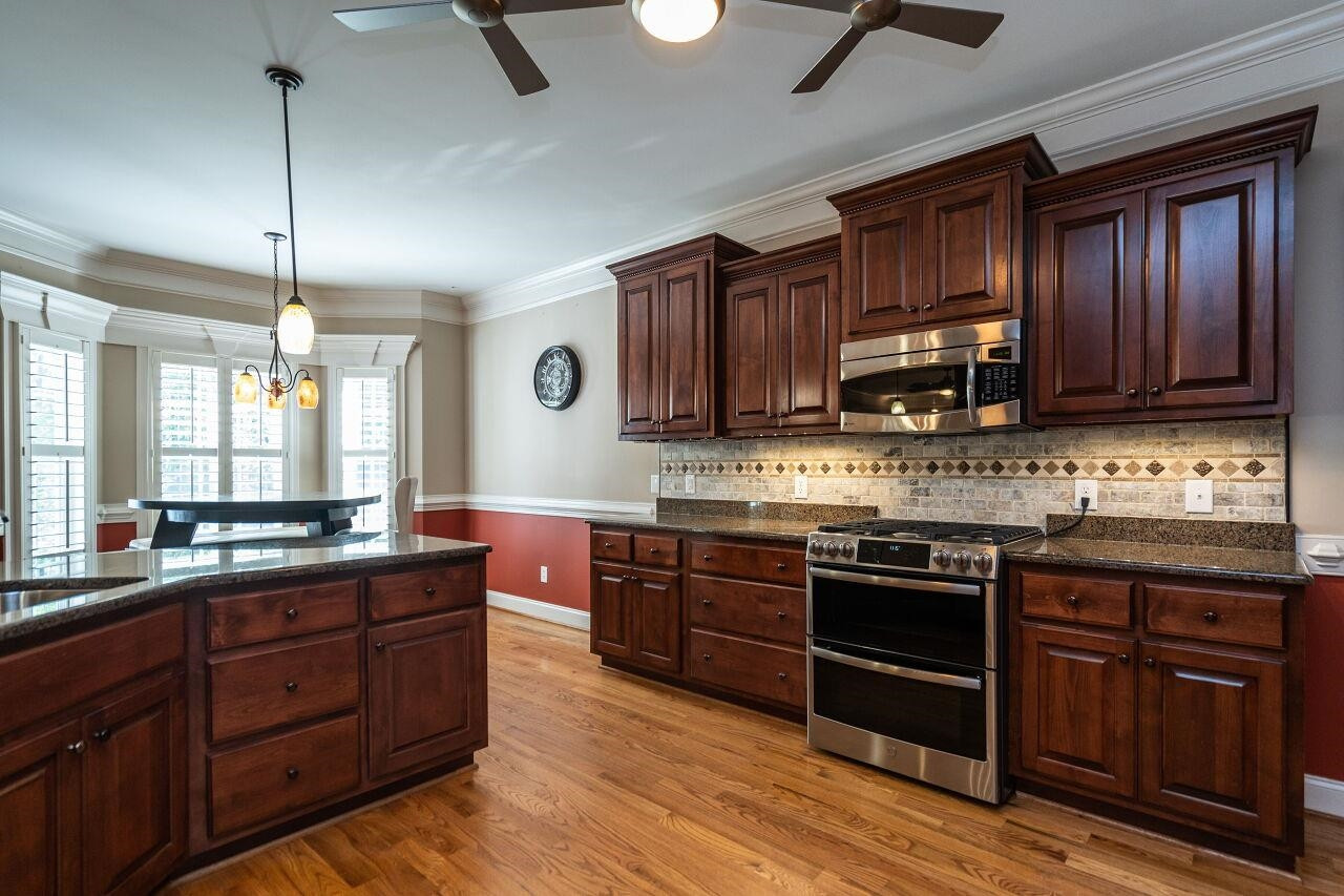 142 Scarlet Oak Run