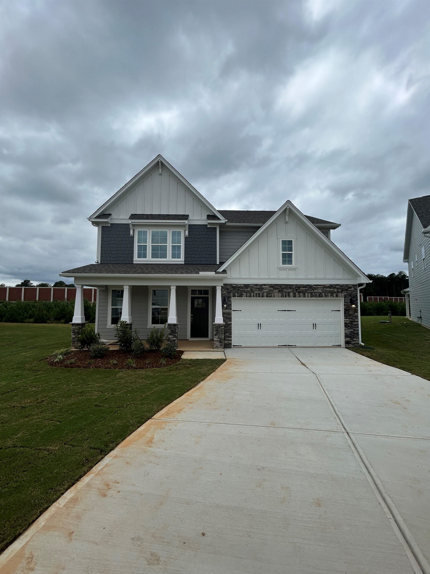 4901 Dayflower Lane
