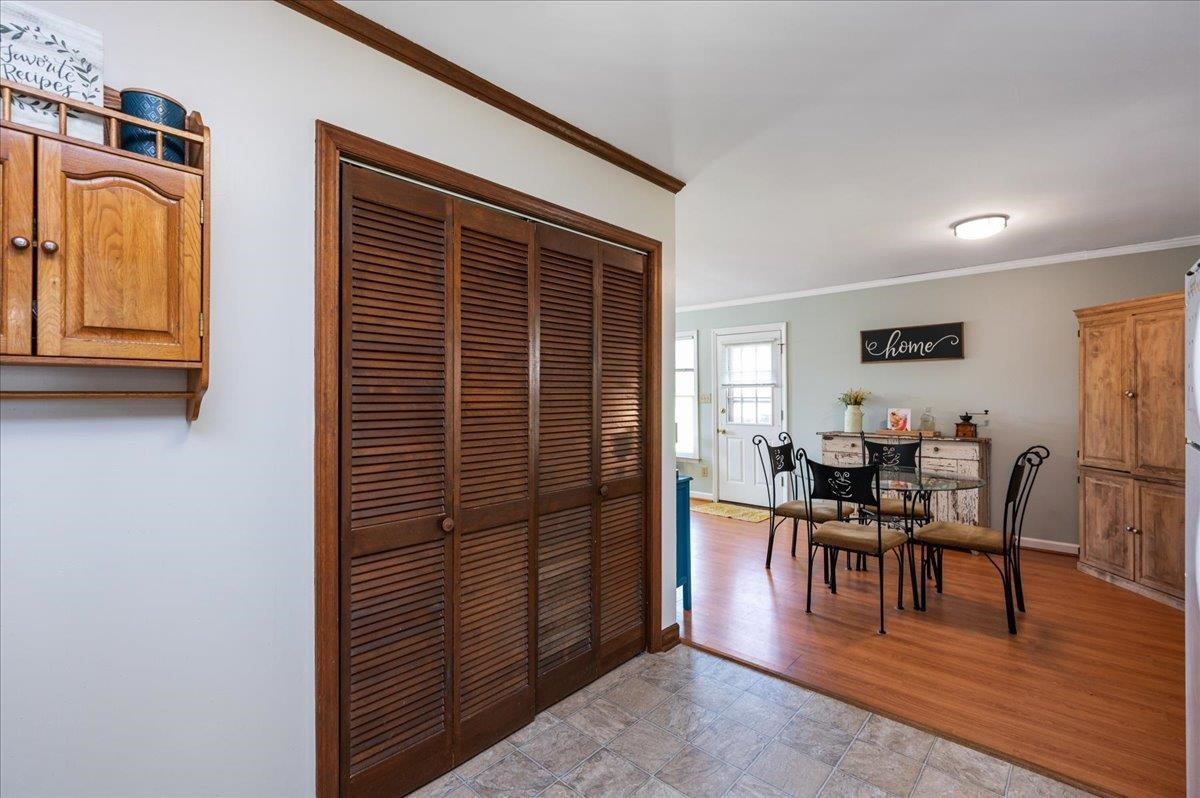 5801 Iris Lake Court