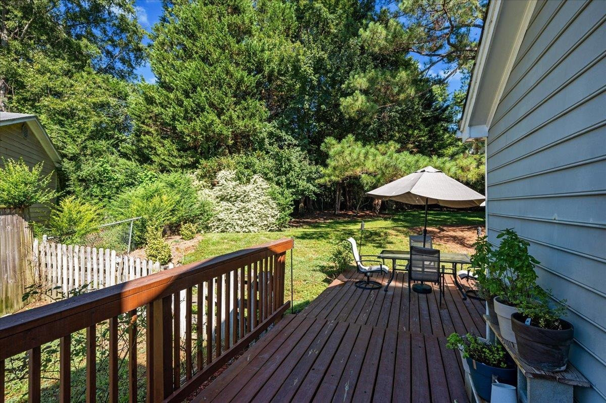5801 Iris Lake Court