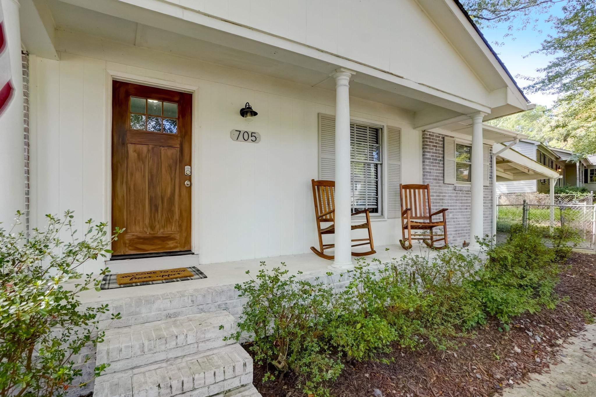 705 Northclift Drive