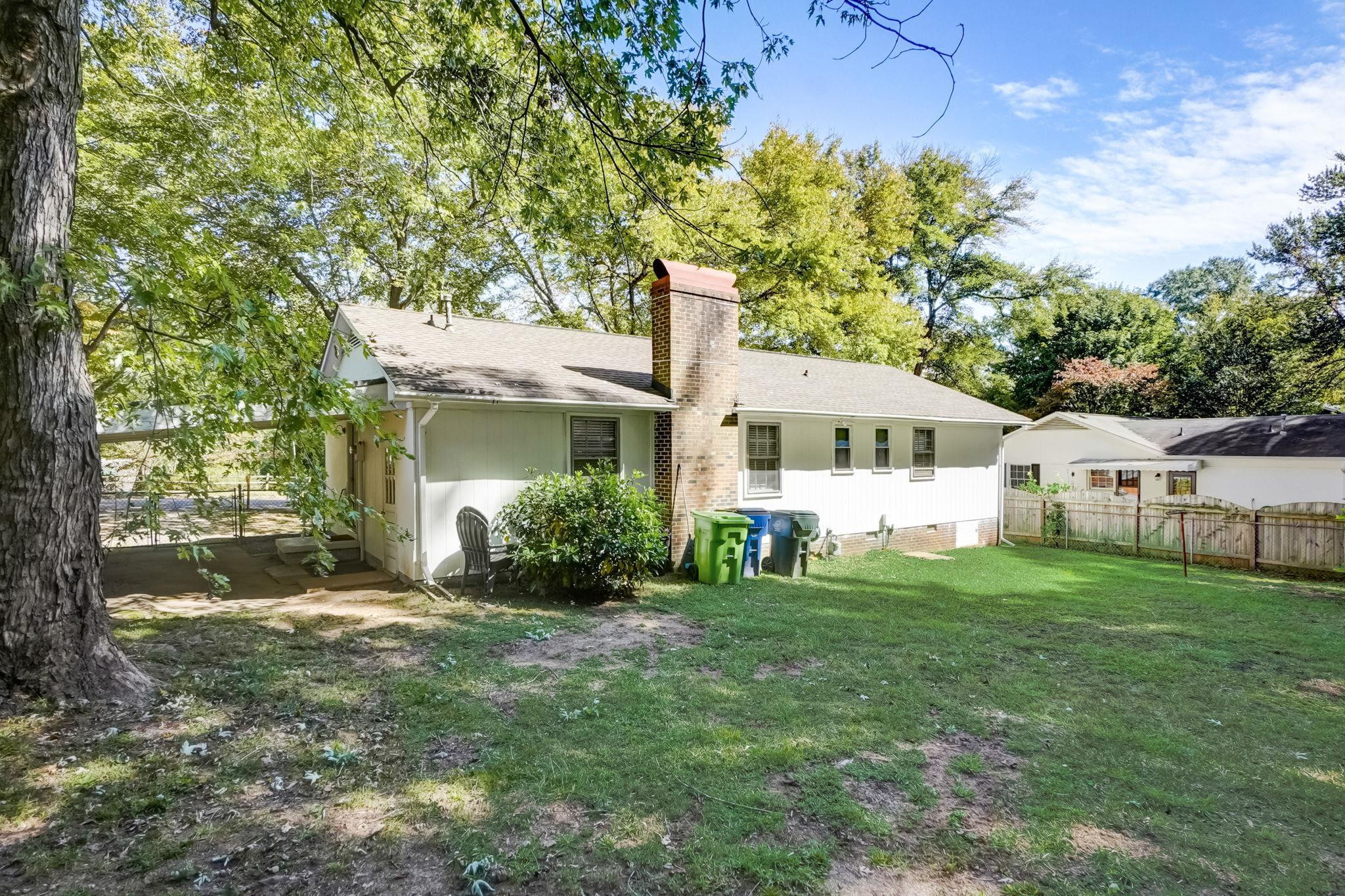 705 Northclift Drive