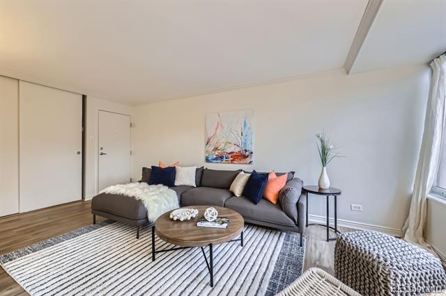 789 N Clarkson Street Unit: 201