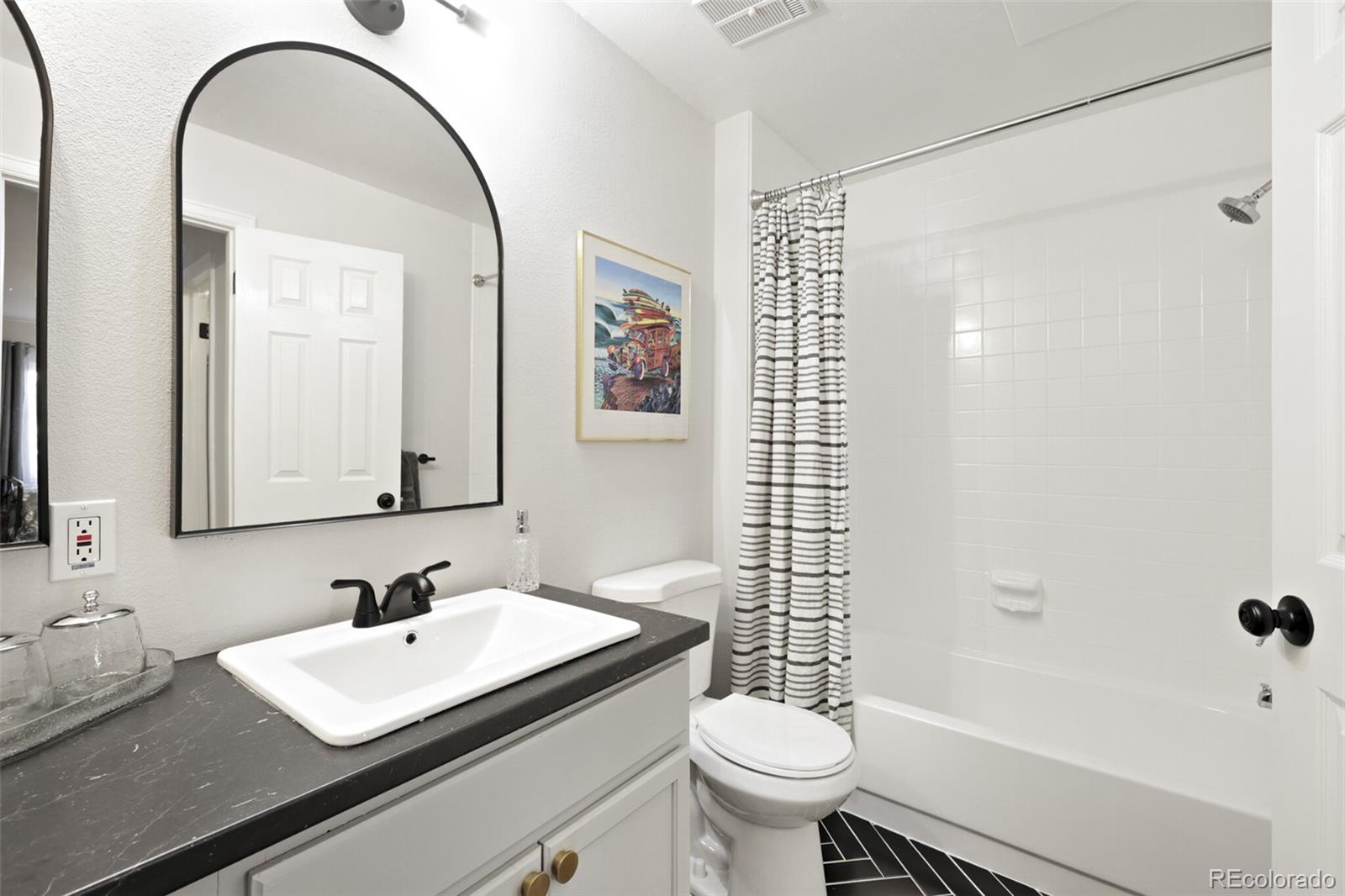 3600 S Pierce Street Unit: 2-102