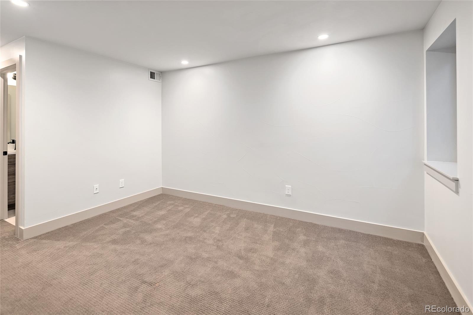 405 Harrison Street Unit: 3