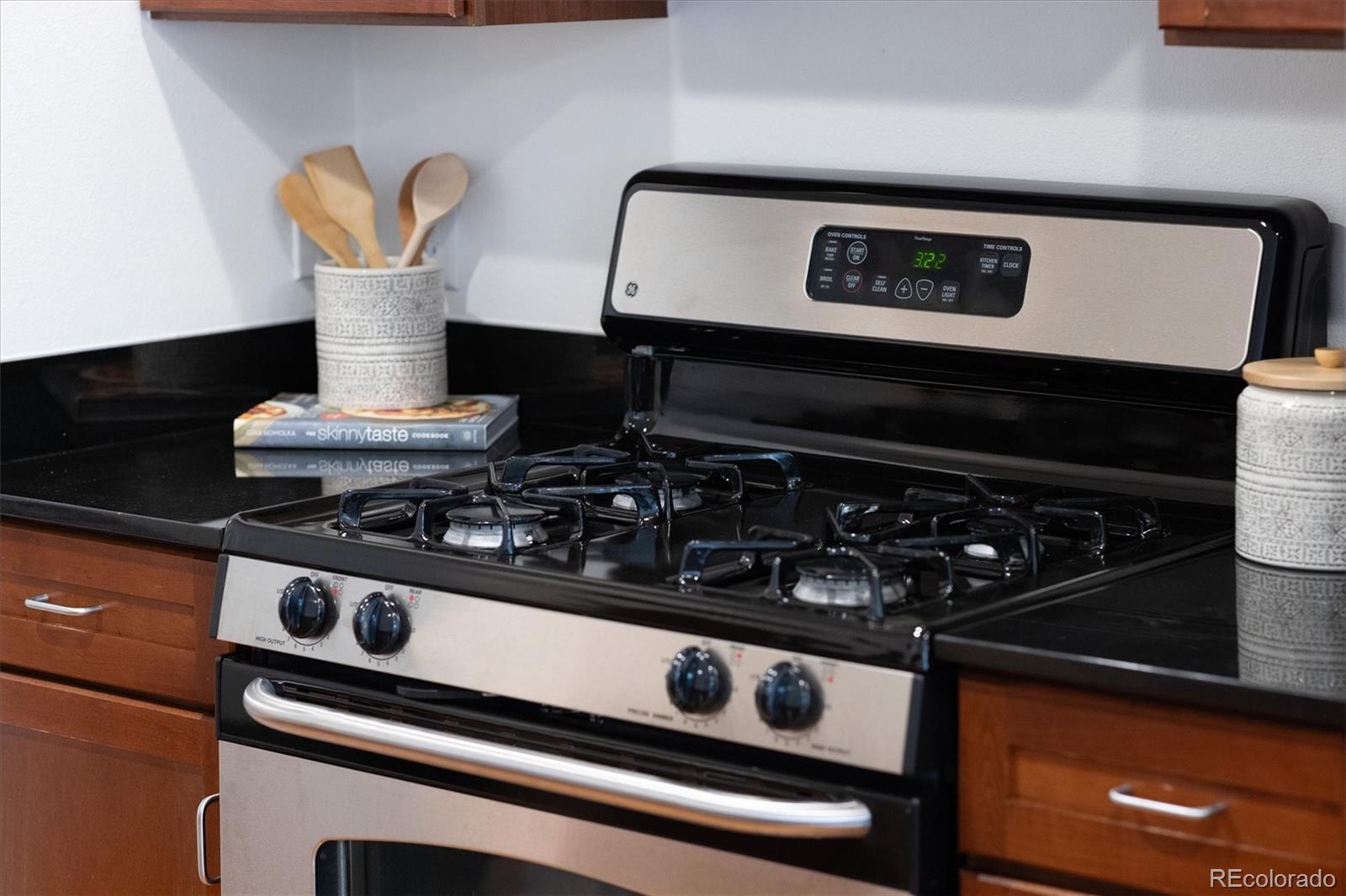 1975 N Grant Street Unit: 229