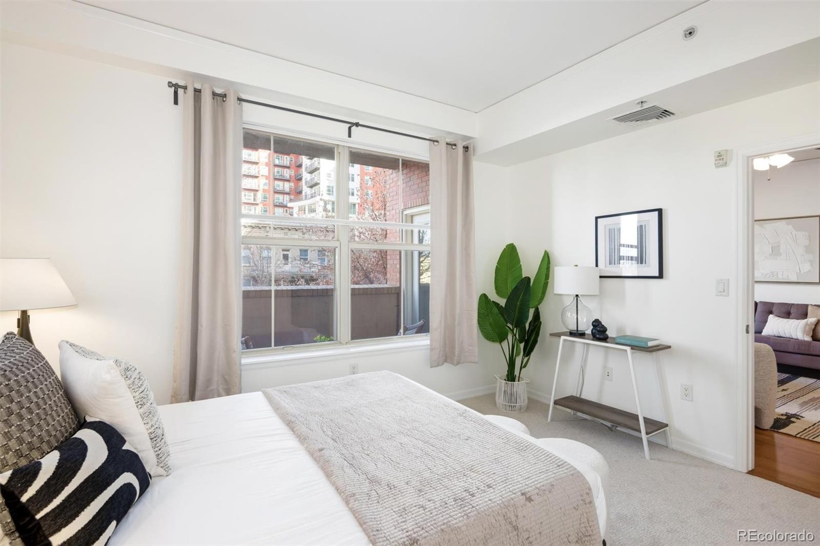 1975 N Grant Street Unit: 229