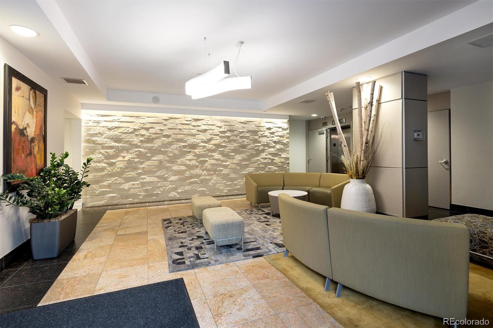 1975 N Grant Street Unit: 229