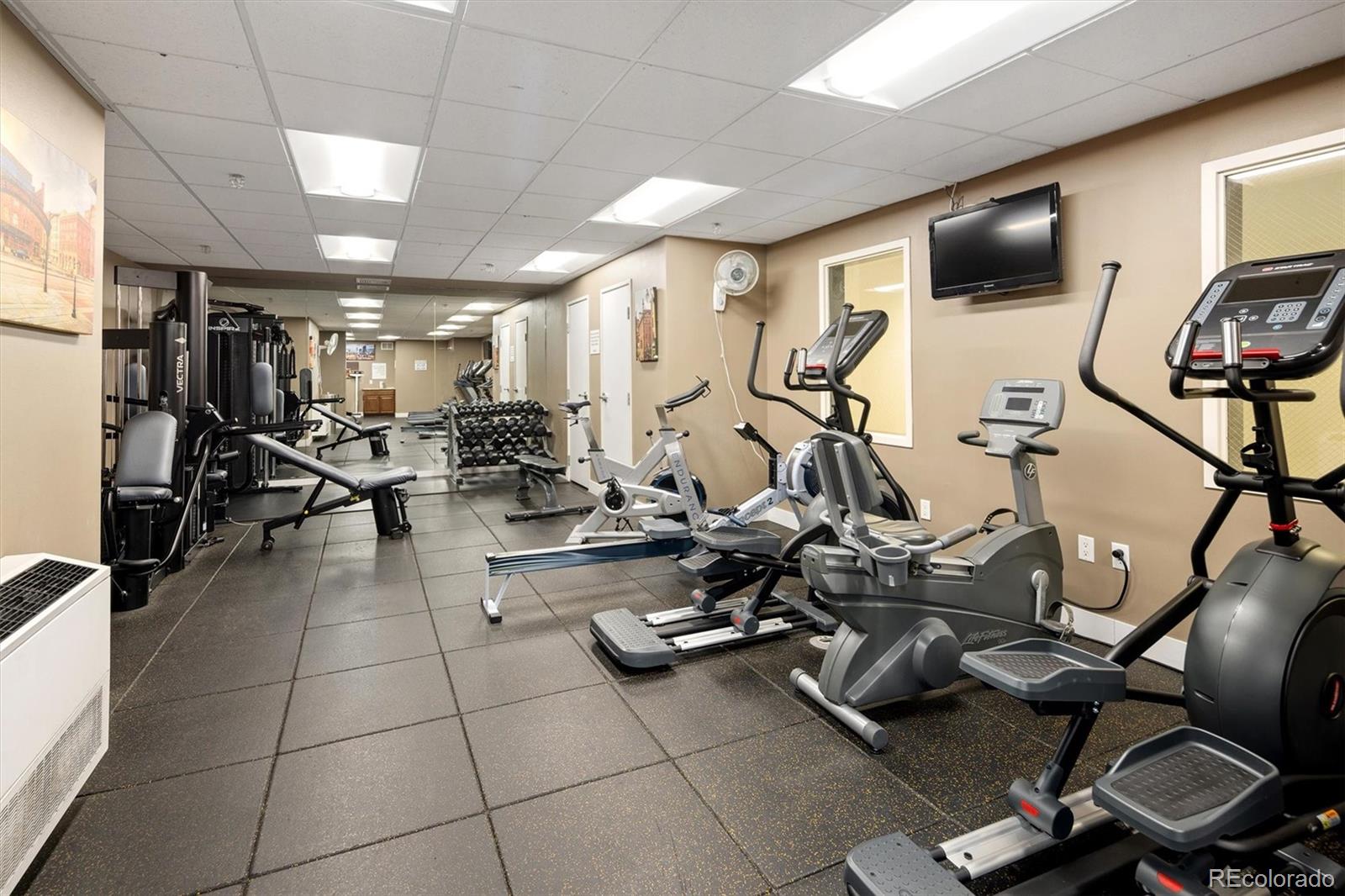 1975 N Grant Street Unit: 229