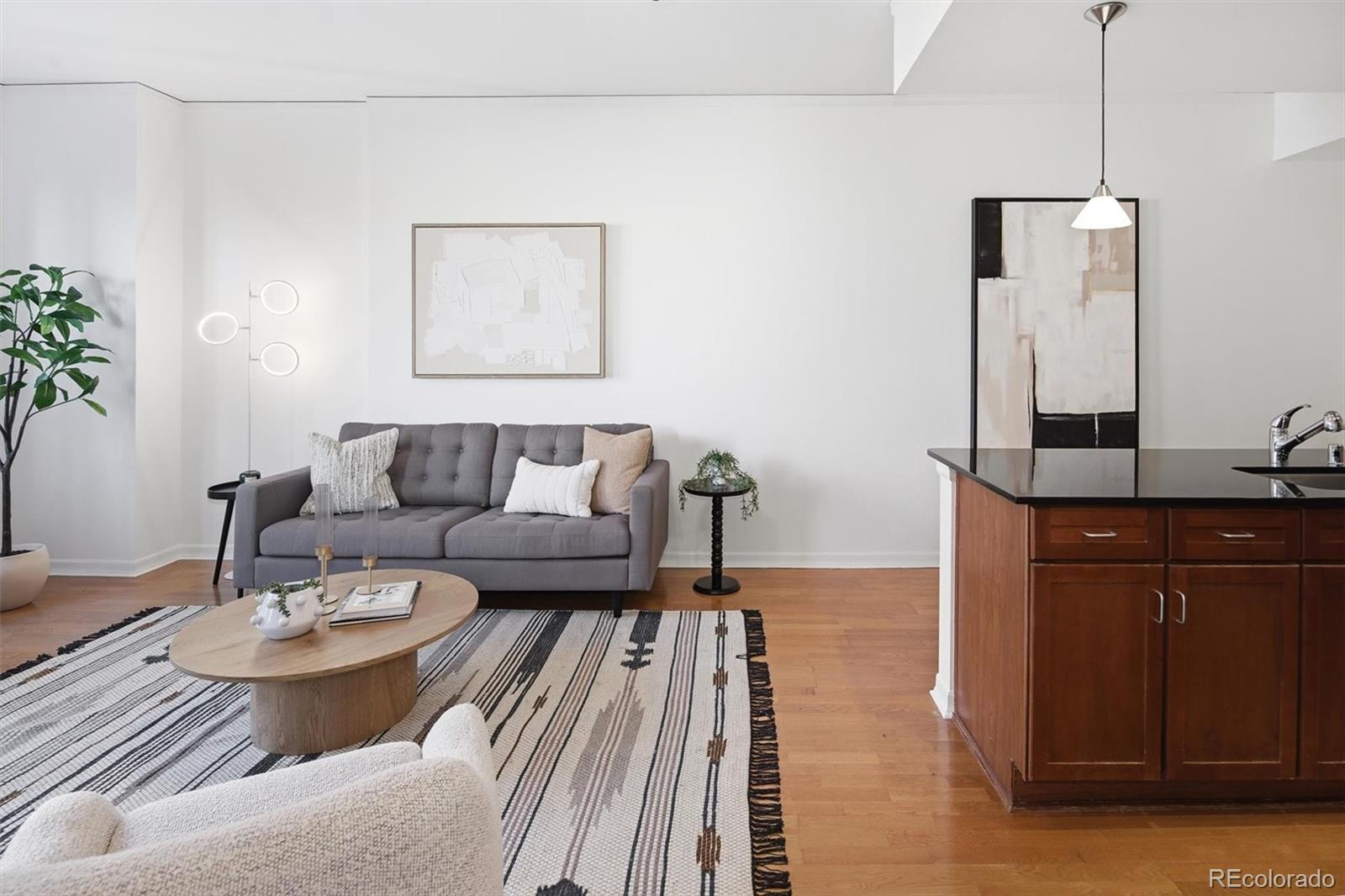 1975 N Grant Street Unit: 229