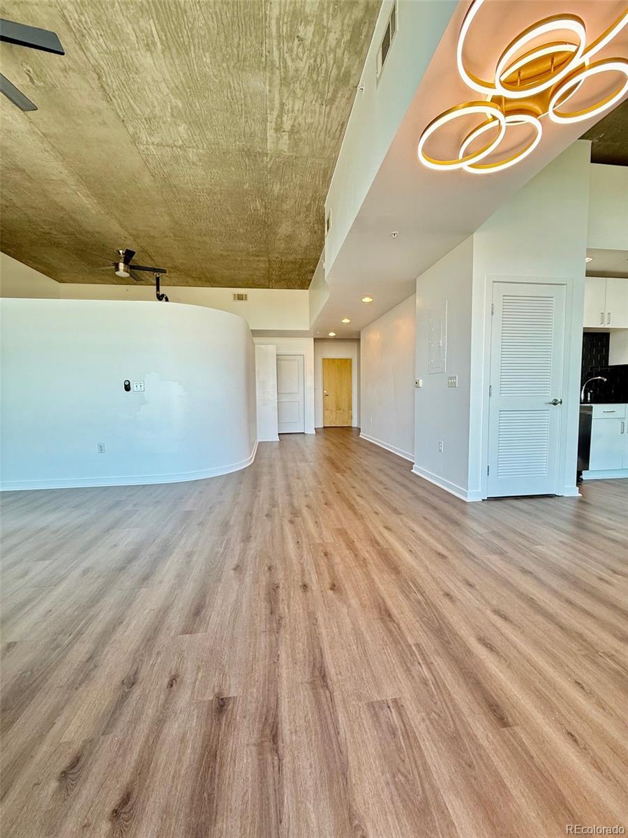 1700 Bassett Street Unit: 2115