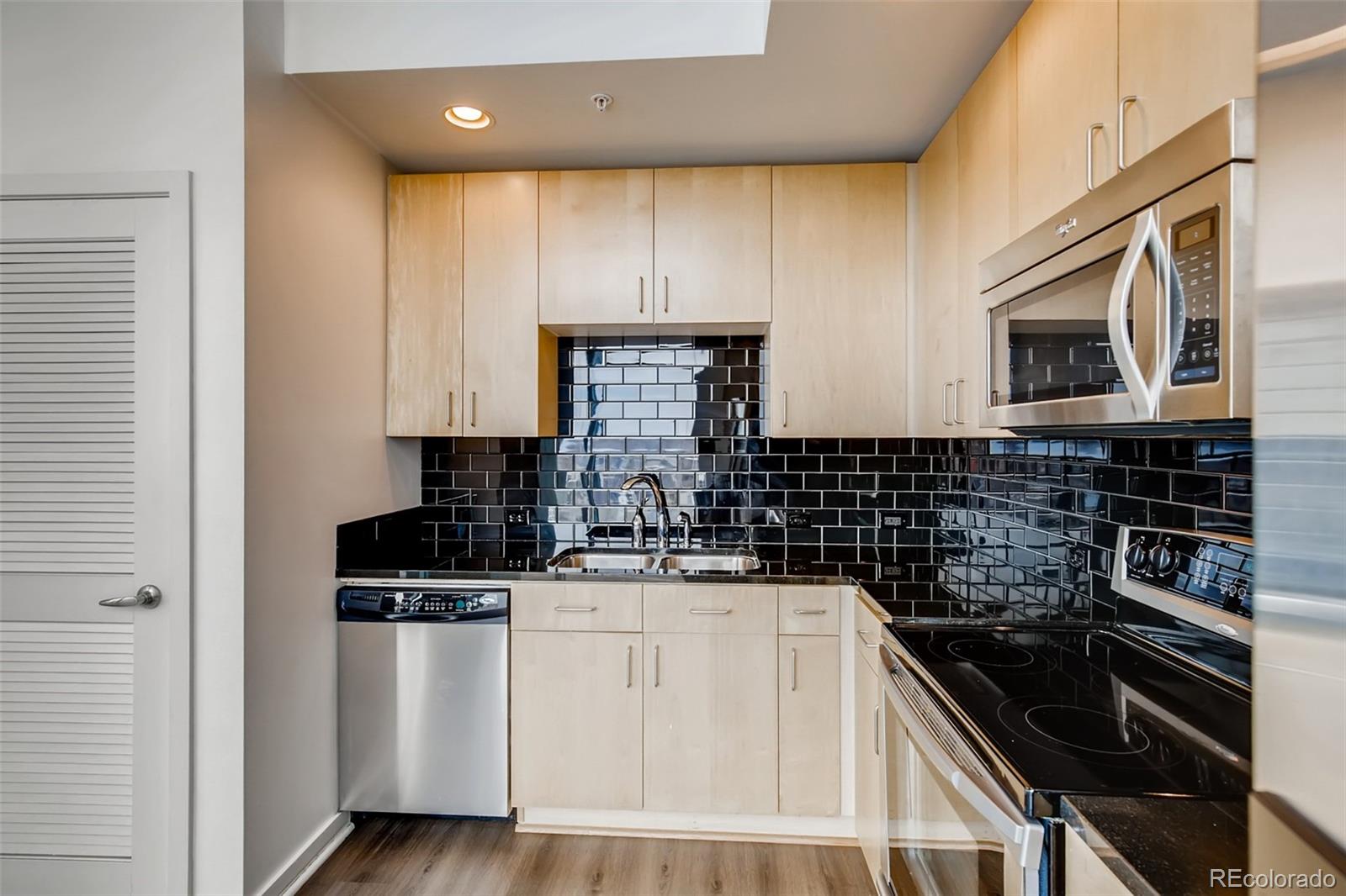 1700 Bassett Street Unit: 2115