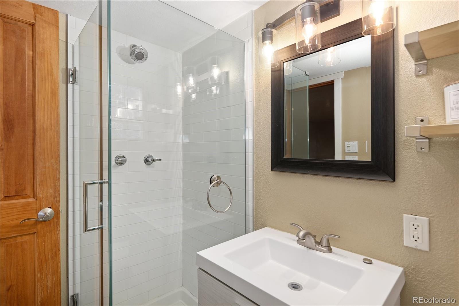 1835 S Milwaukee Street