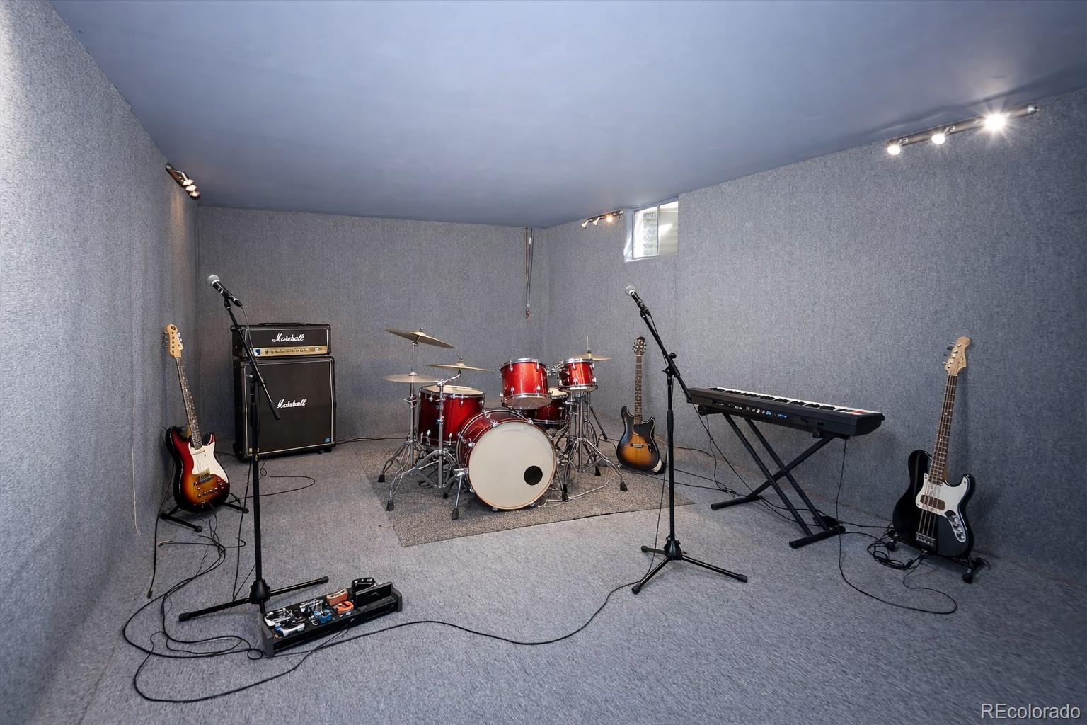 1835 S Milwaukee Street