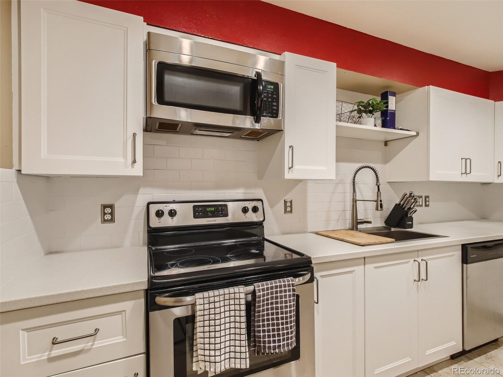 5691 W 35th Avenue Unit: 1F
