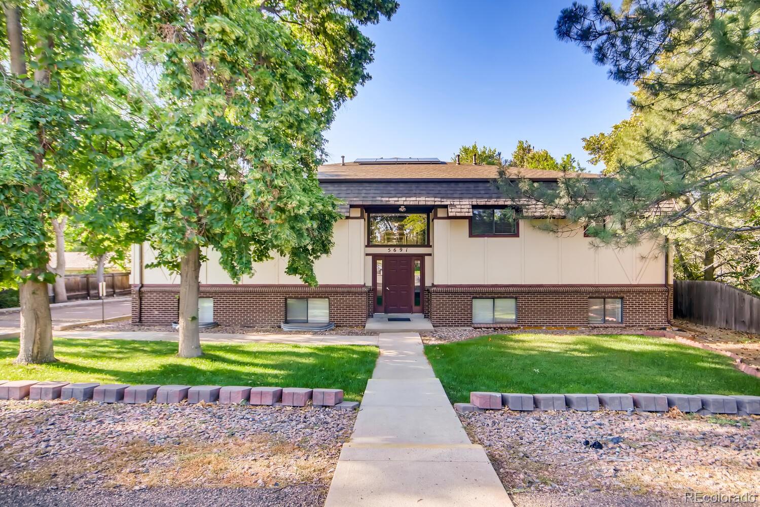 5691 W 35th Avenue Unit: 1F