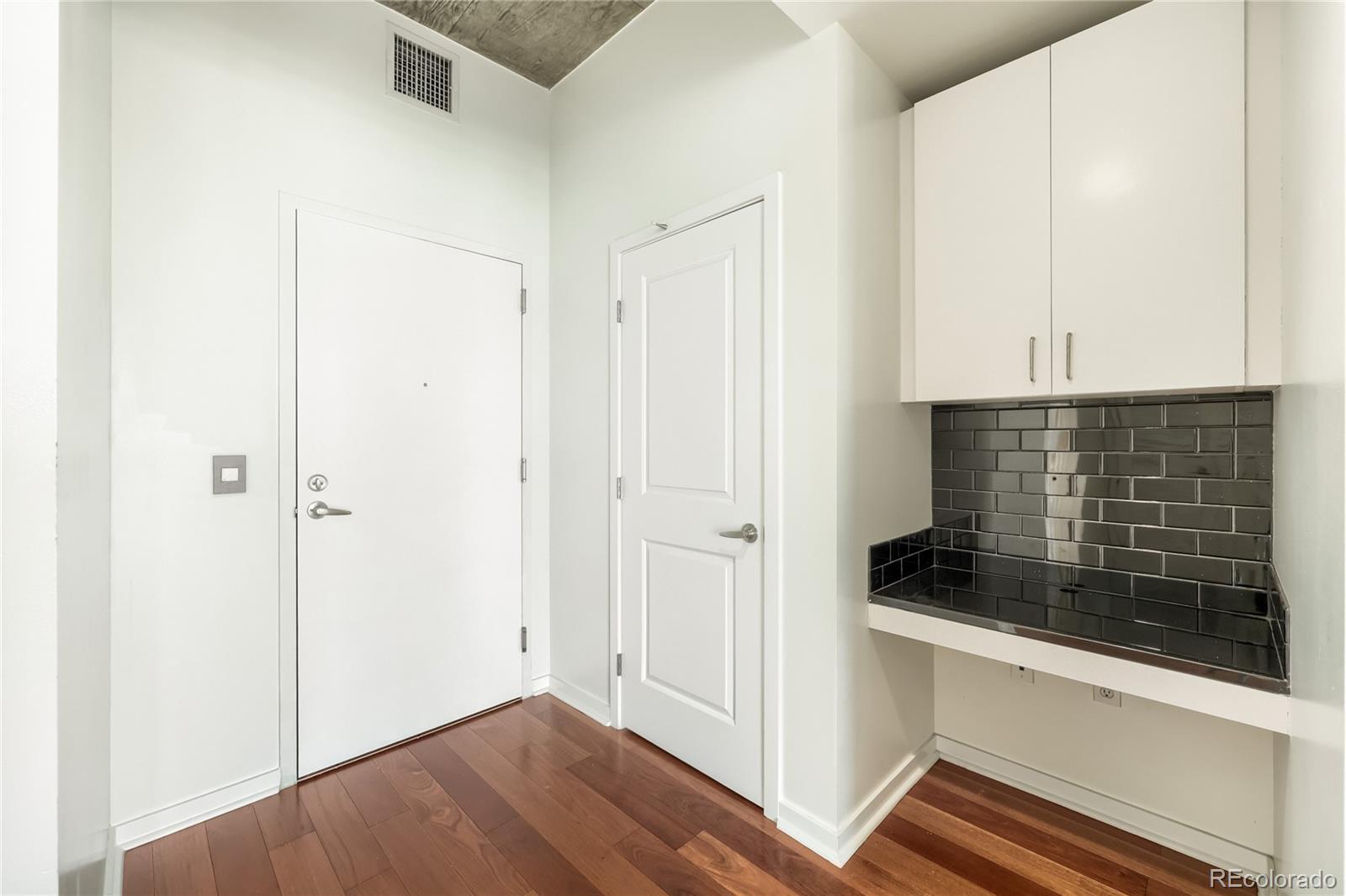 1700 Bassett Street Unit: 2015