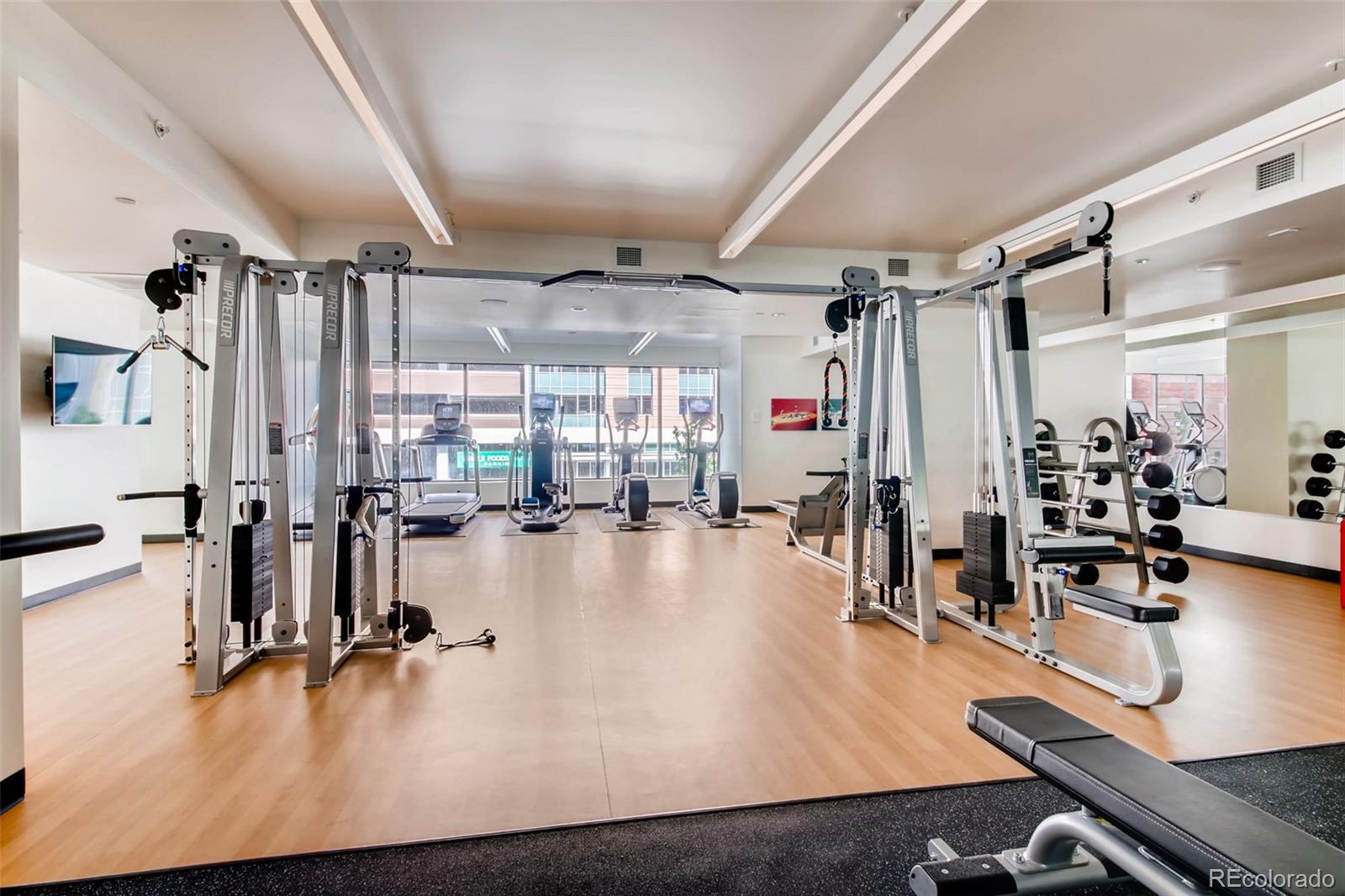 1750 Wewatta Street Unit: 1821-L