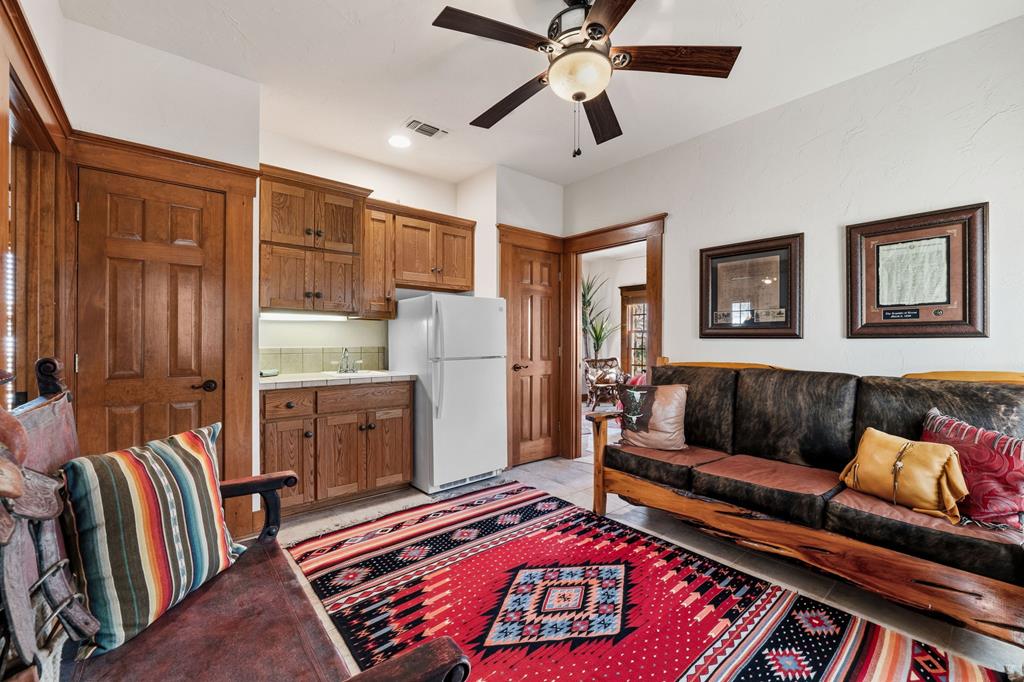 521 Bluff Creek Rd