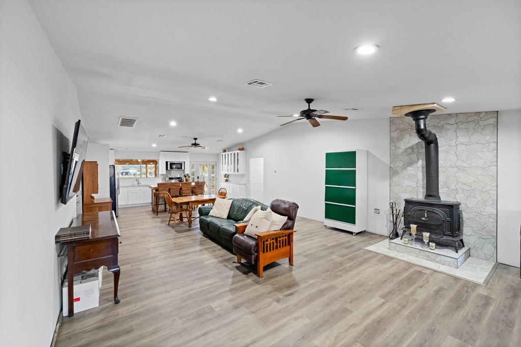 119 E Cherry Ridge
