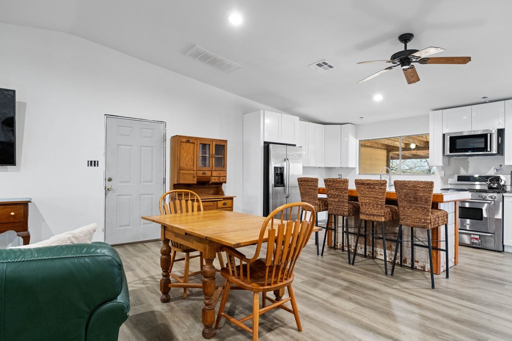 119 E Cherry Ridge