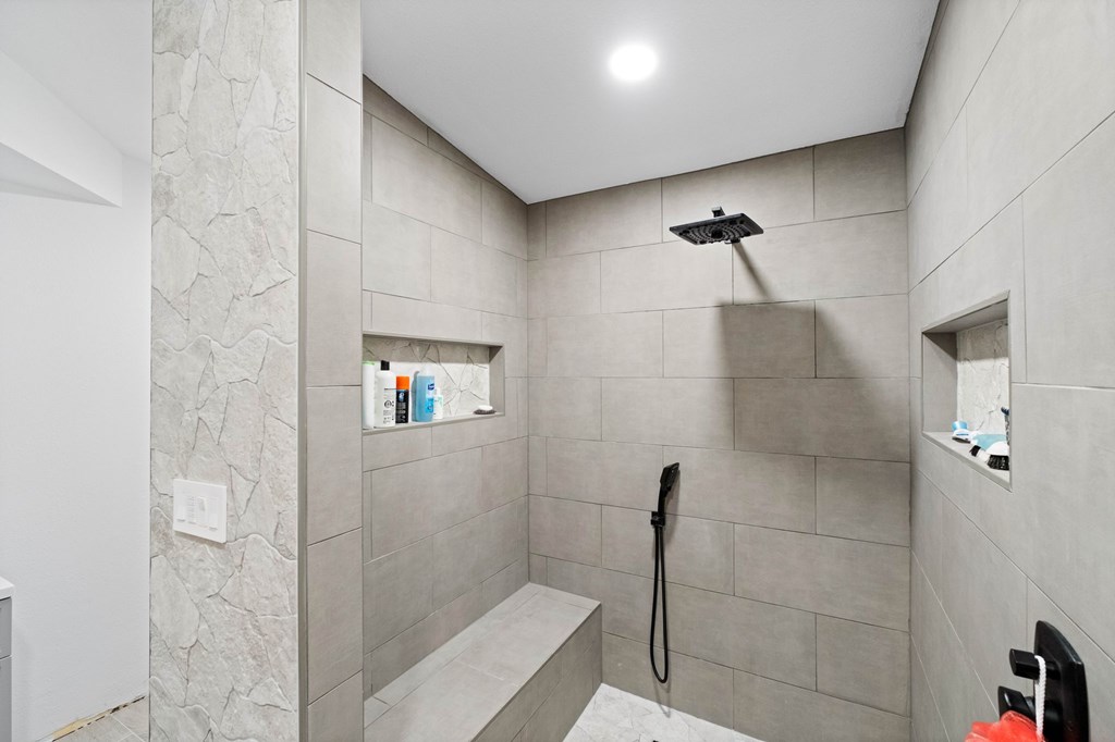 119 E Cherry Ridge