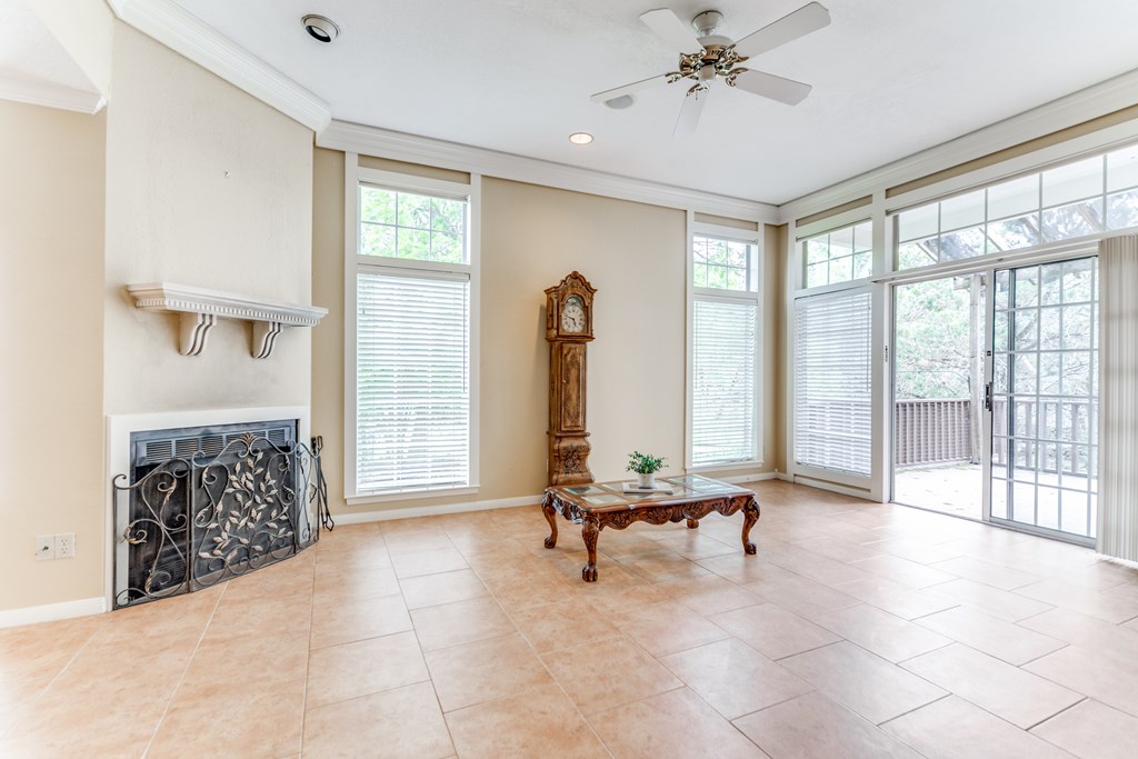 1323 Paragon Place
