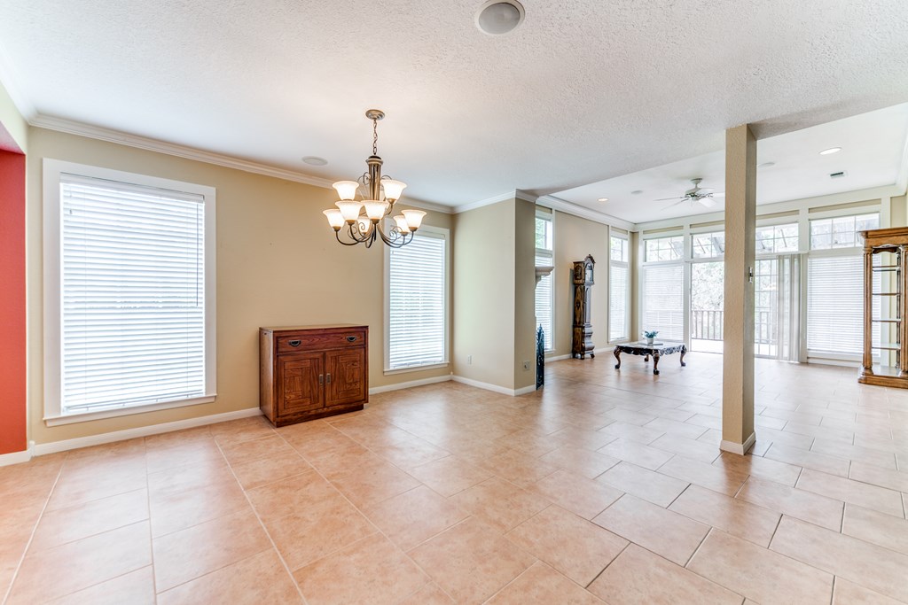 1323 Paragon Place