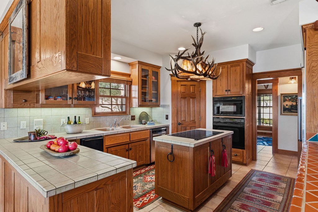 521 Bluff Creek Rd