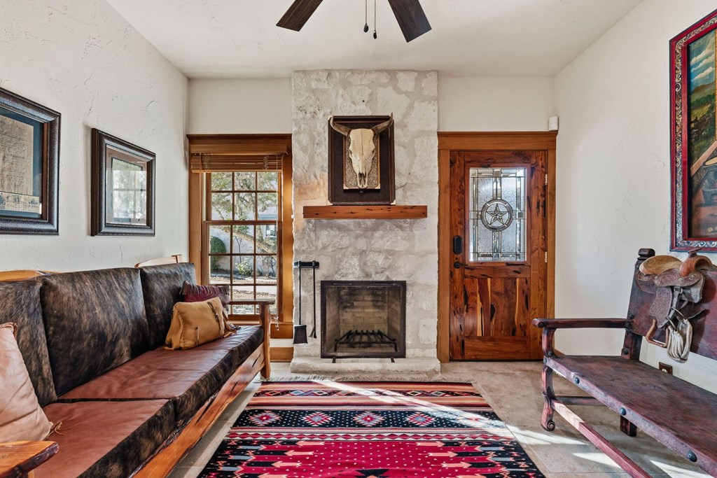521 Bluff Creek Rd