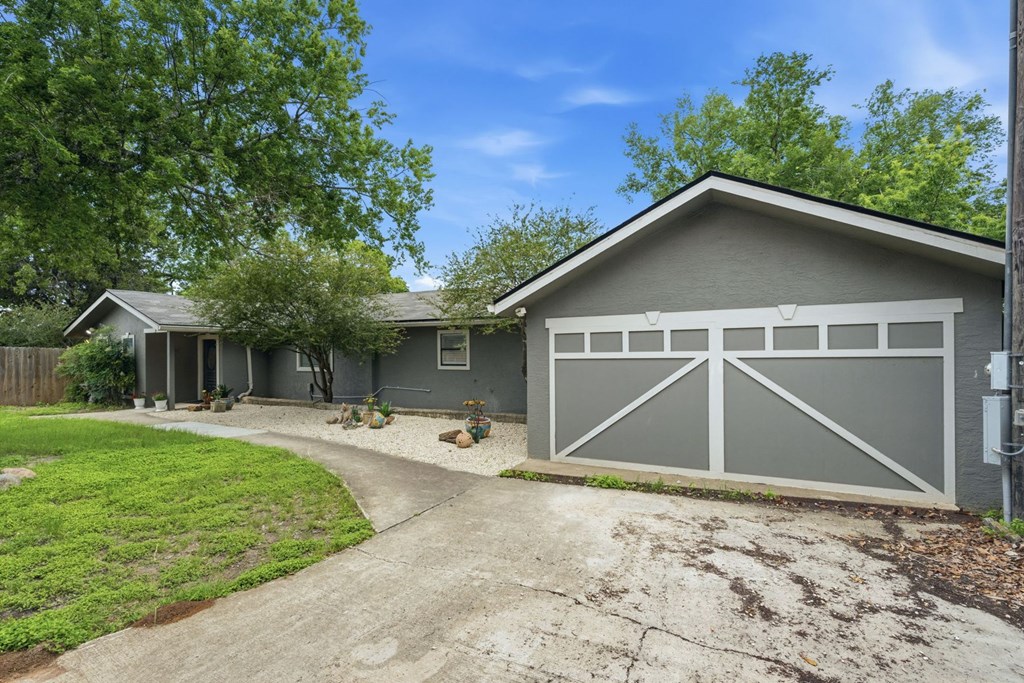 5987 Hwy 27