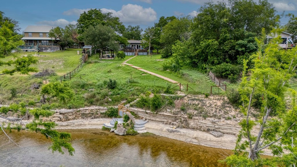 5987 Hwy 27