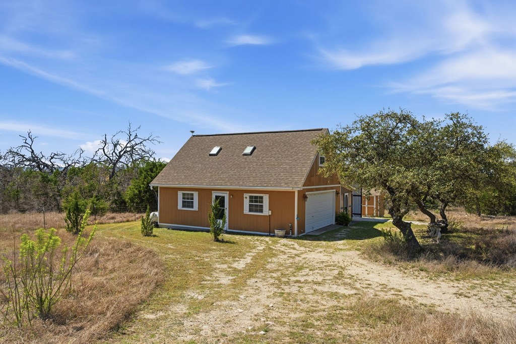 108 Agarita Ct