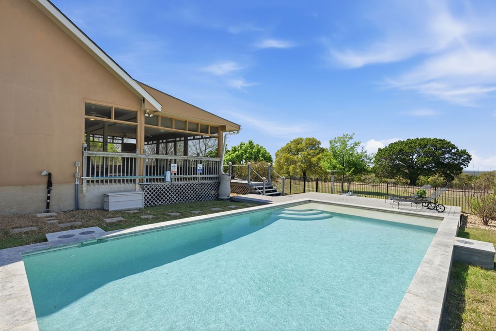 108 Agarita Ct