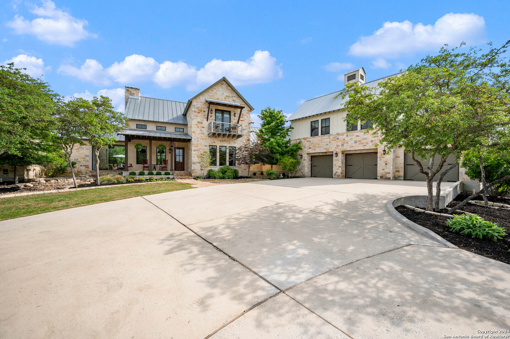 222 Greystone Circle