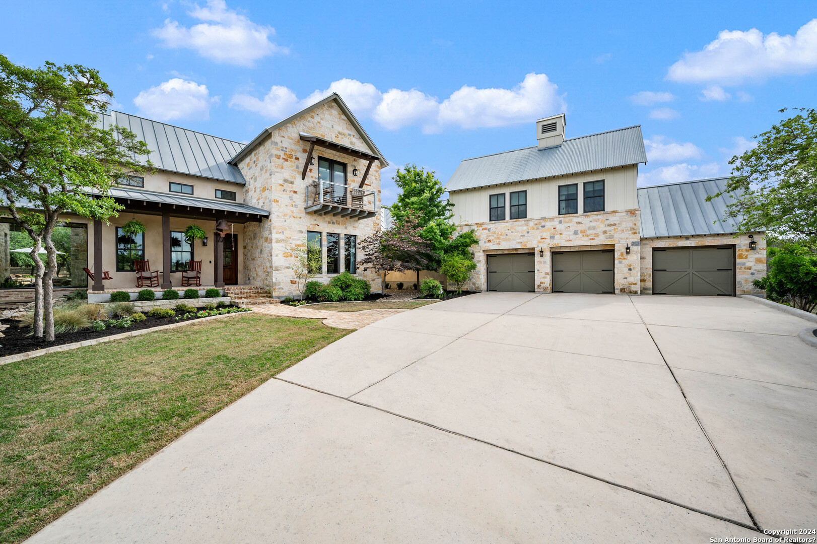 222 Greystone Circle