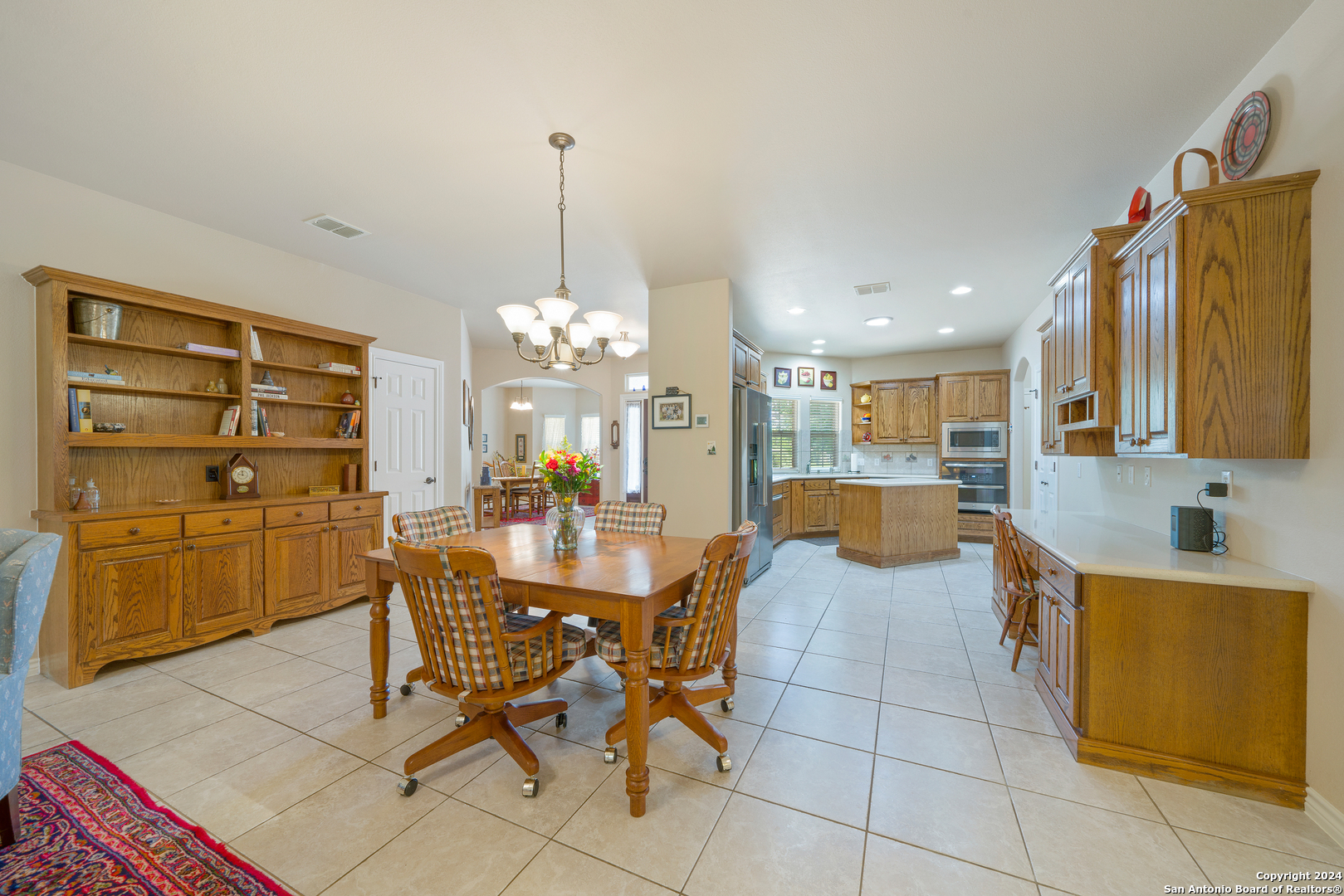 129 W EVERGREEN ST
