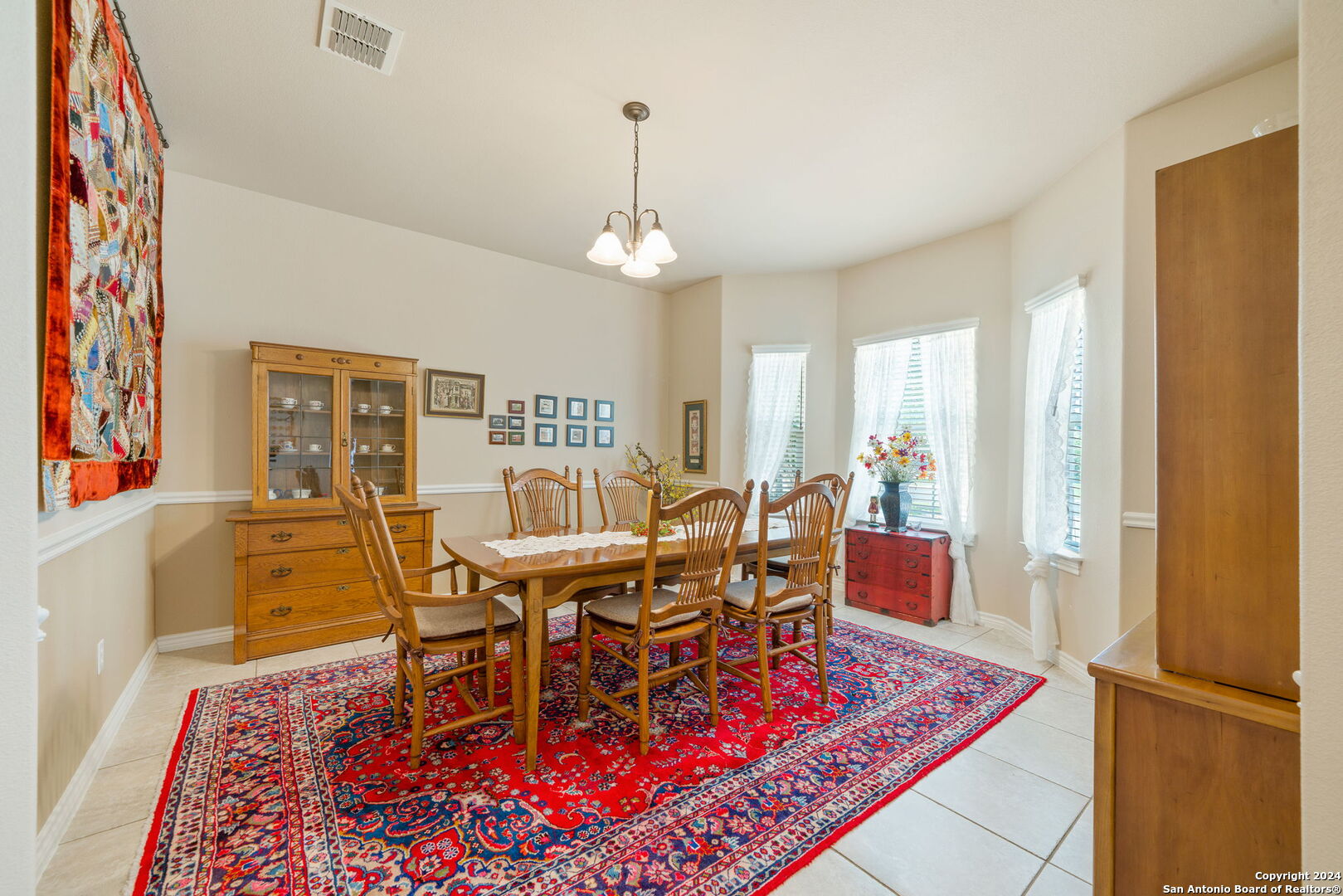 129 W EVERGREEN ST