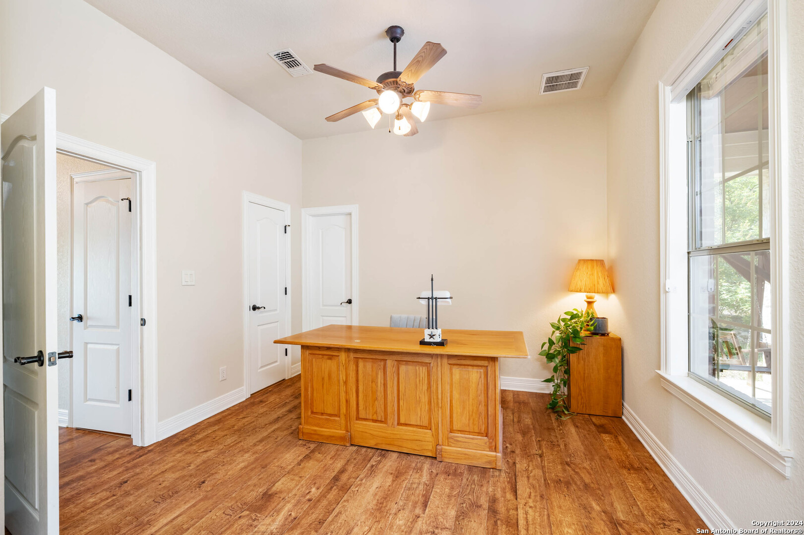 206 Hoskins Trl