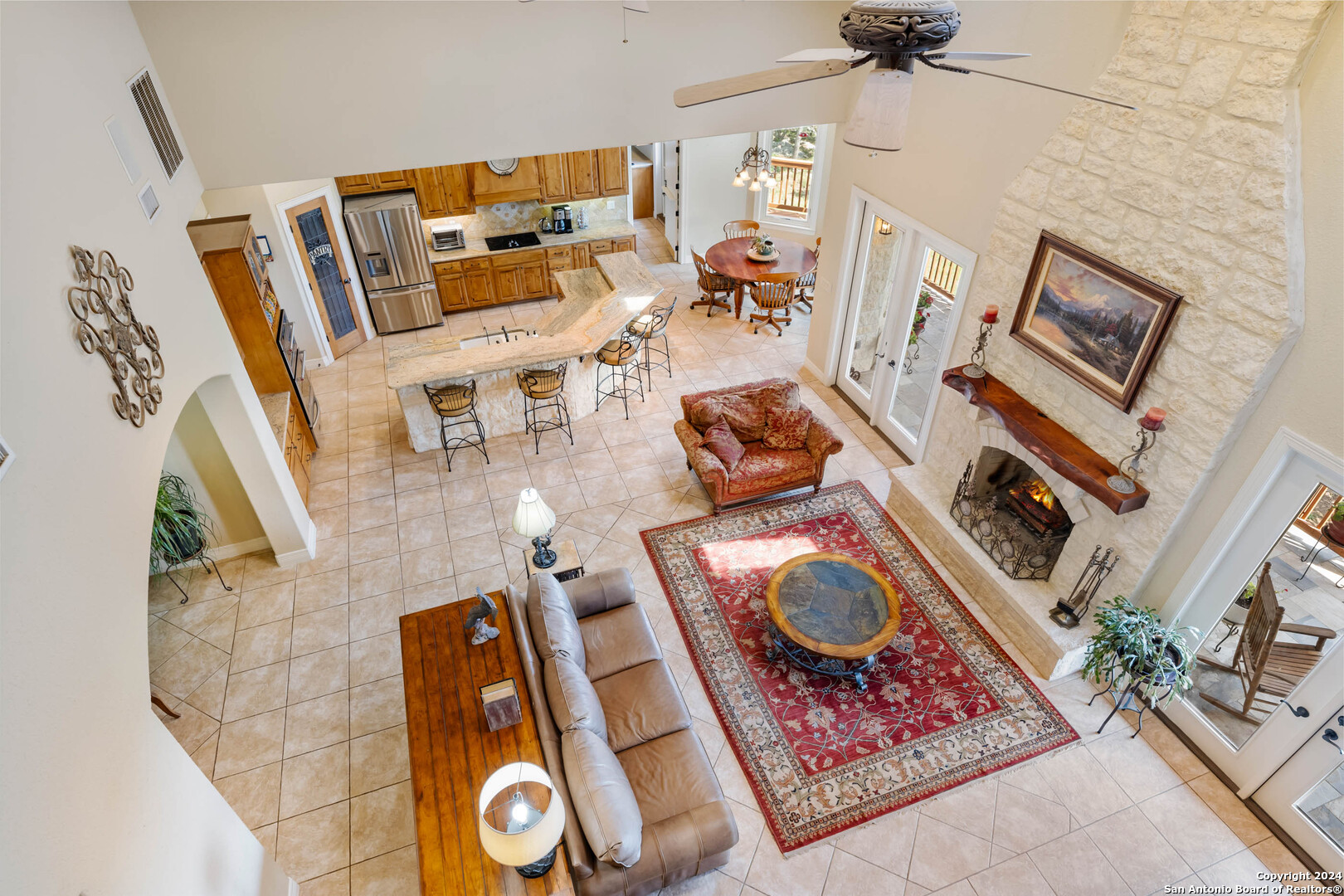 206 Hoskins Trl