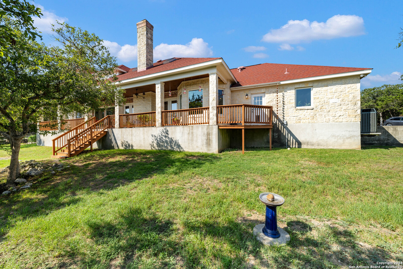206 Hoskins Trl