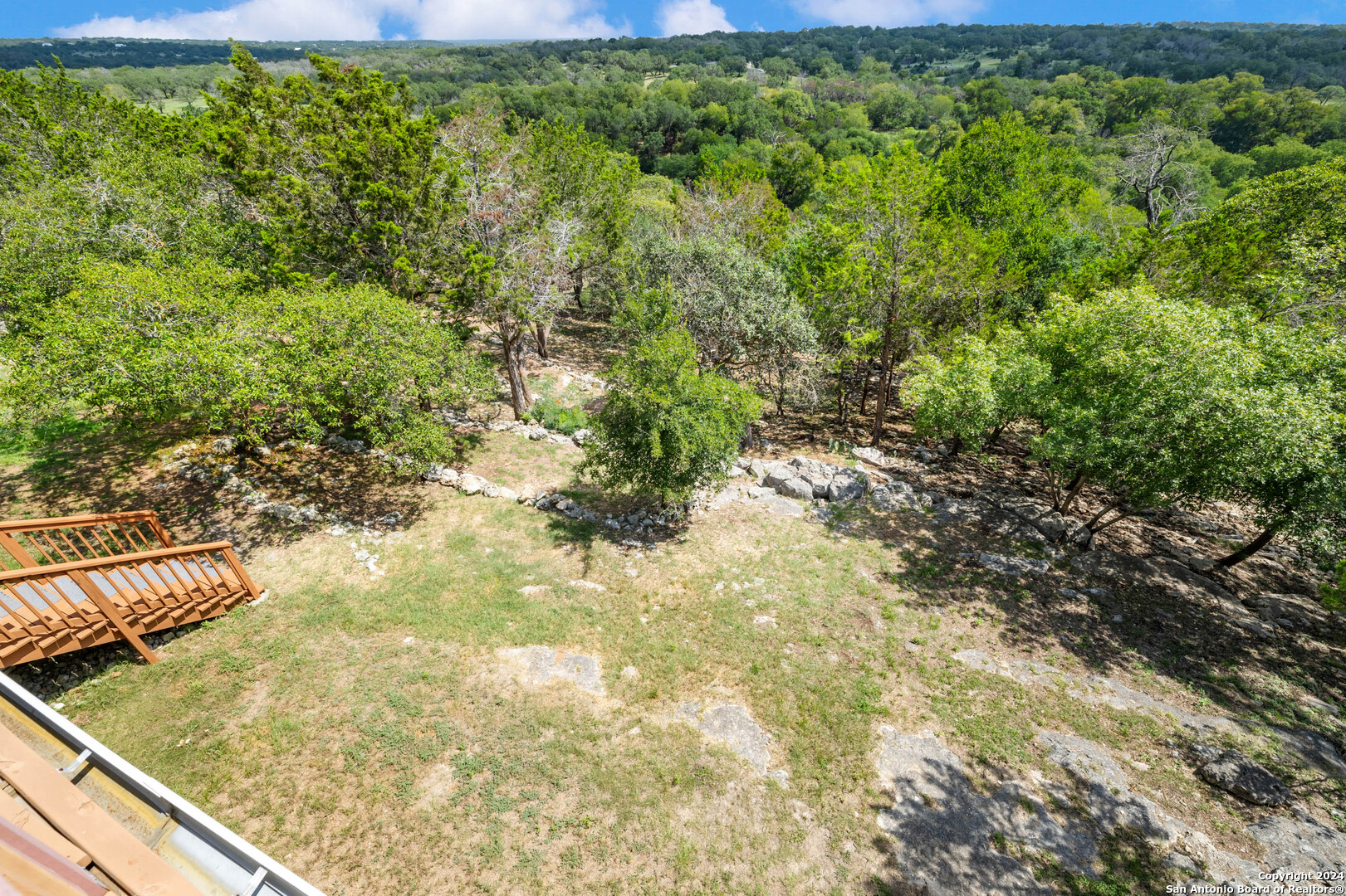 206 Hoskins Trl