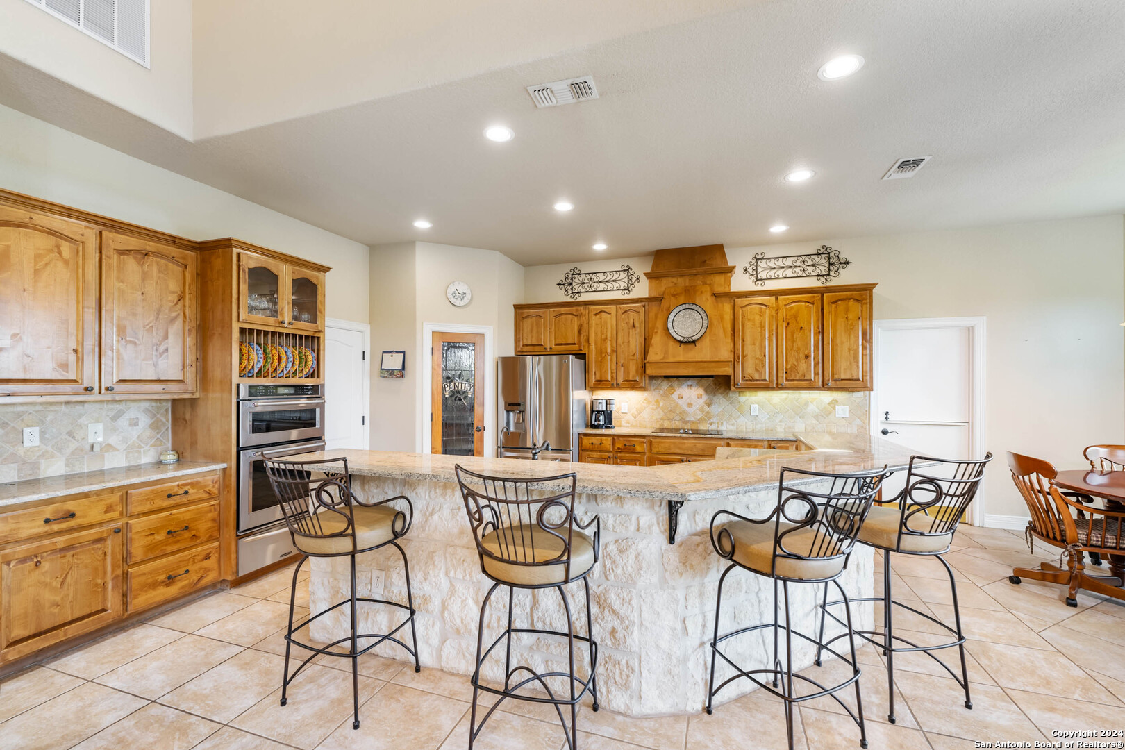 206 Hoskins Trl