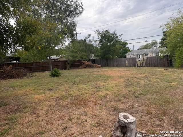 210 Hermine Blvd