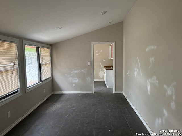 210 Hermine Blvd