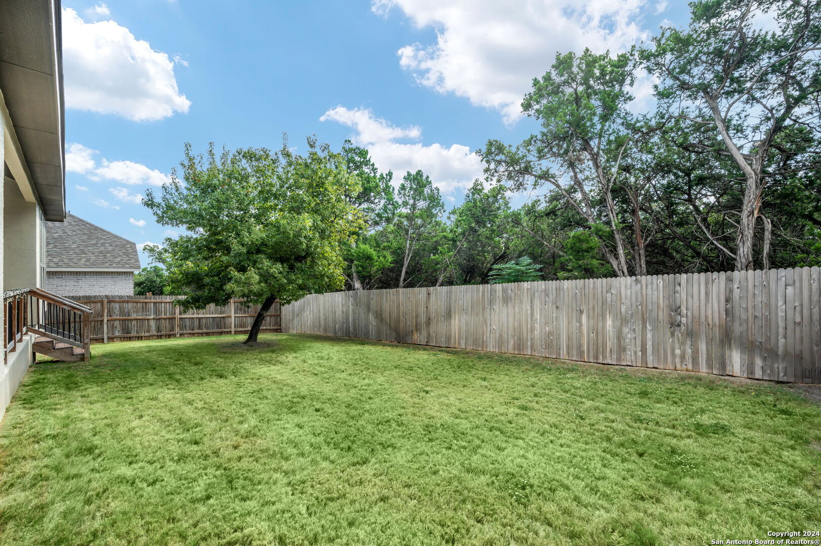 9036 Raven Pointe