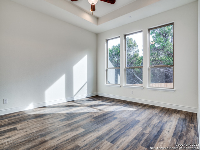 9036 Raven Pointe