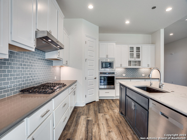 9036 Raven Pointe